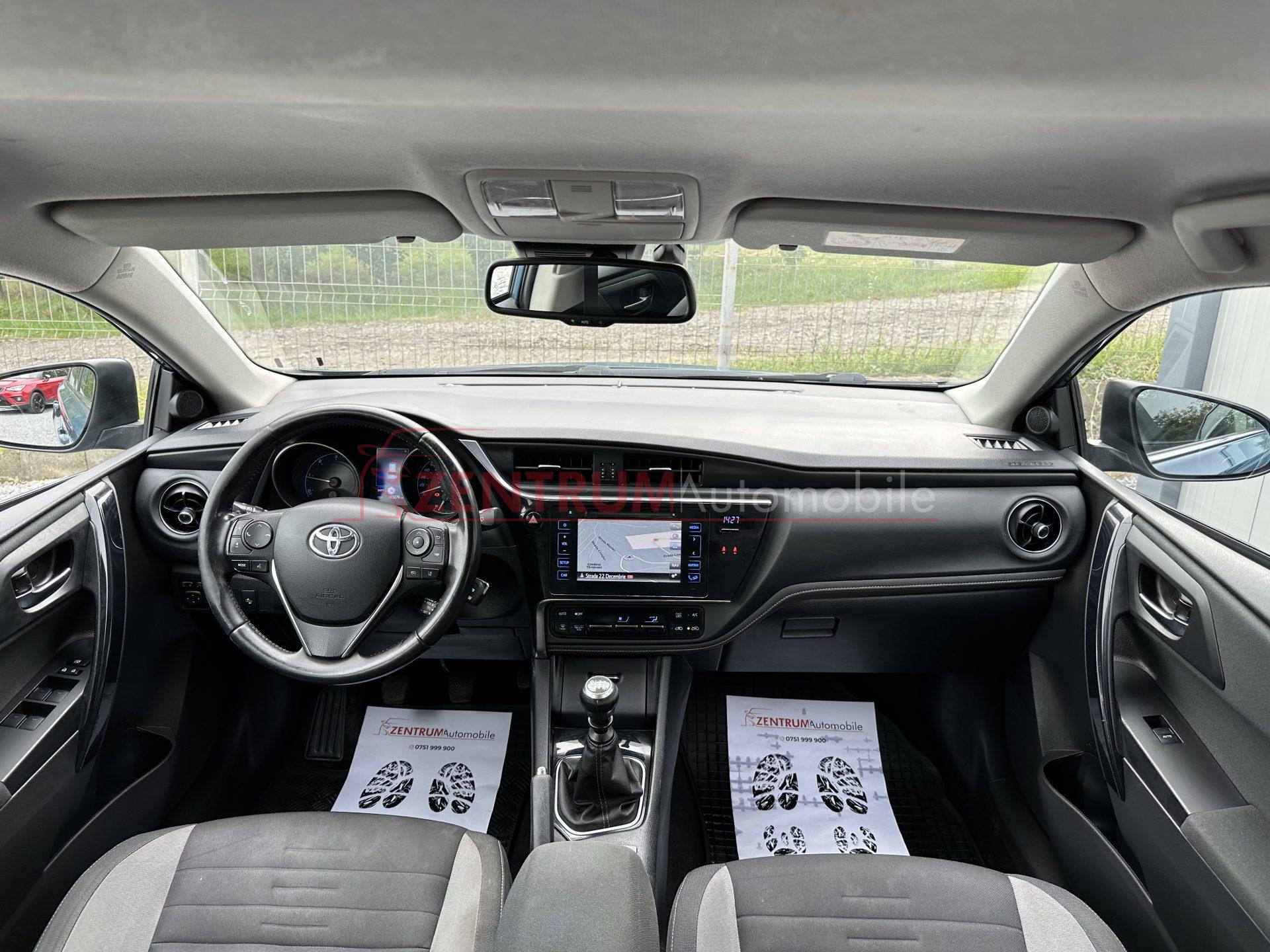 Toyota Auris Facelift 2015