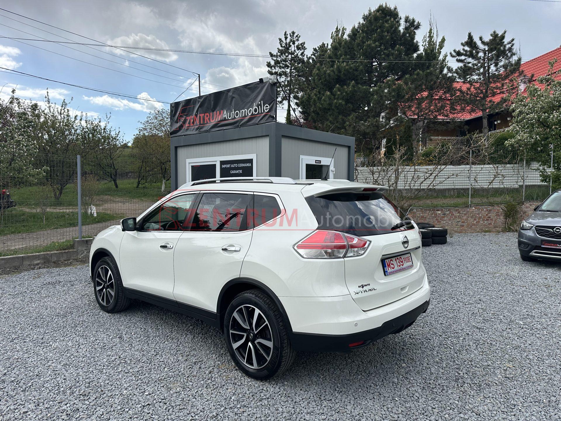 Nissan X-Trail 7 locuri 2016