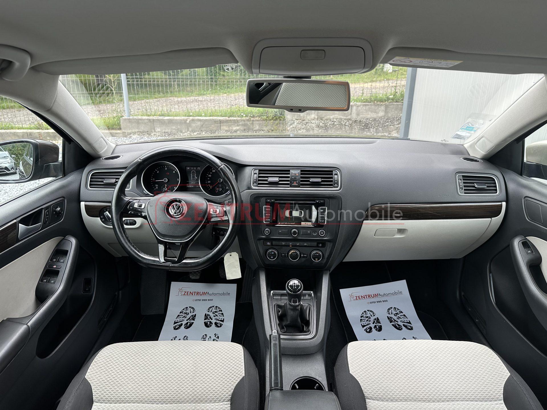 Volkswagen Jetta 2015