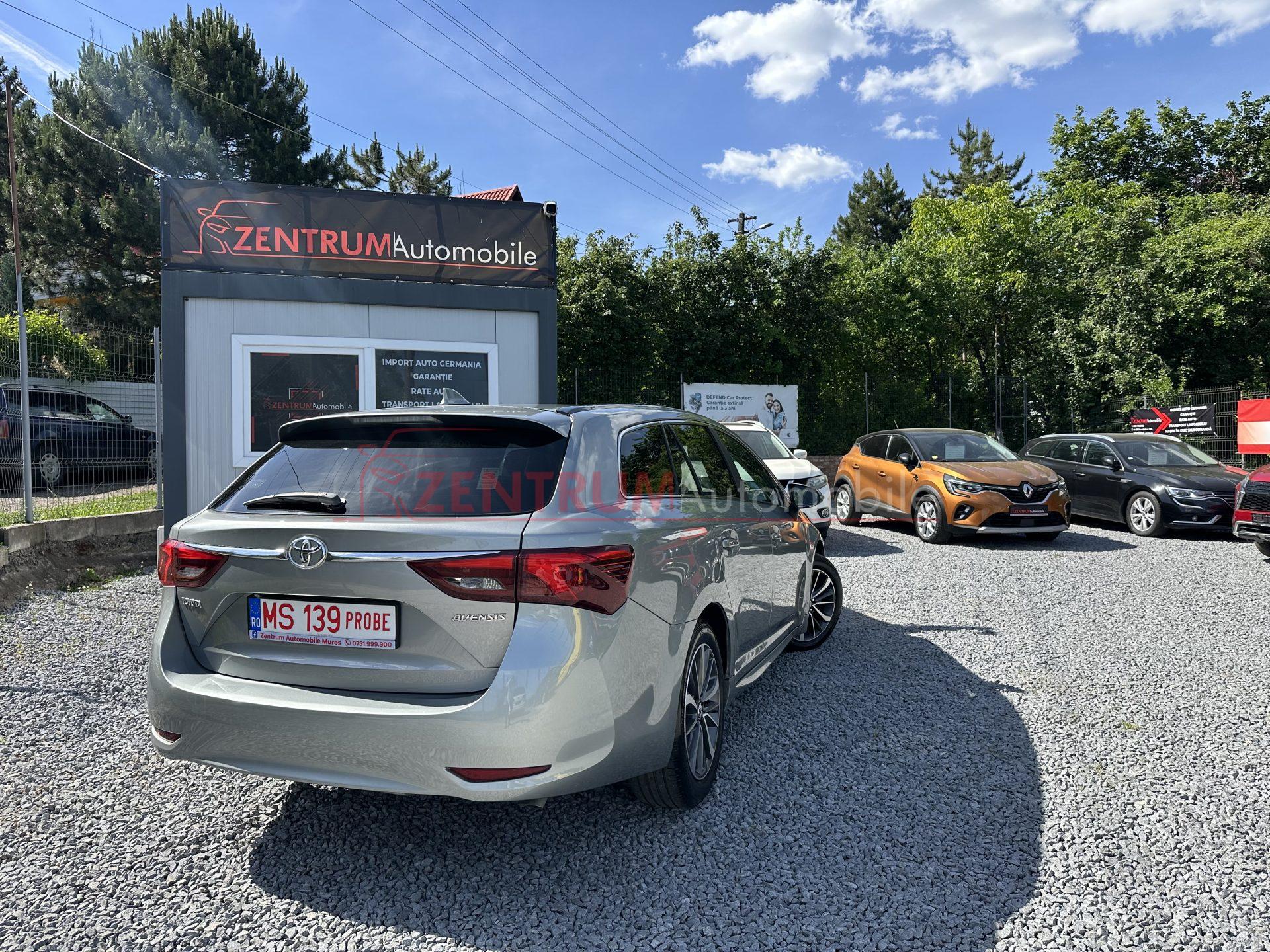 Toyota Avensis 2015