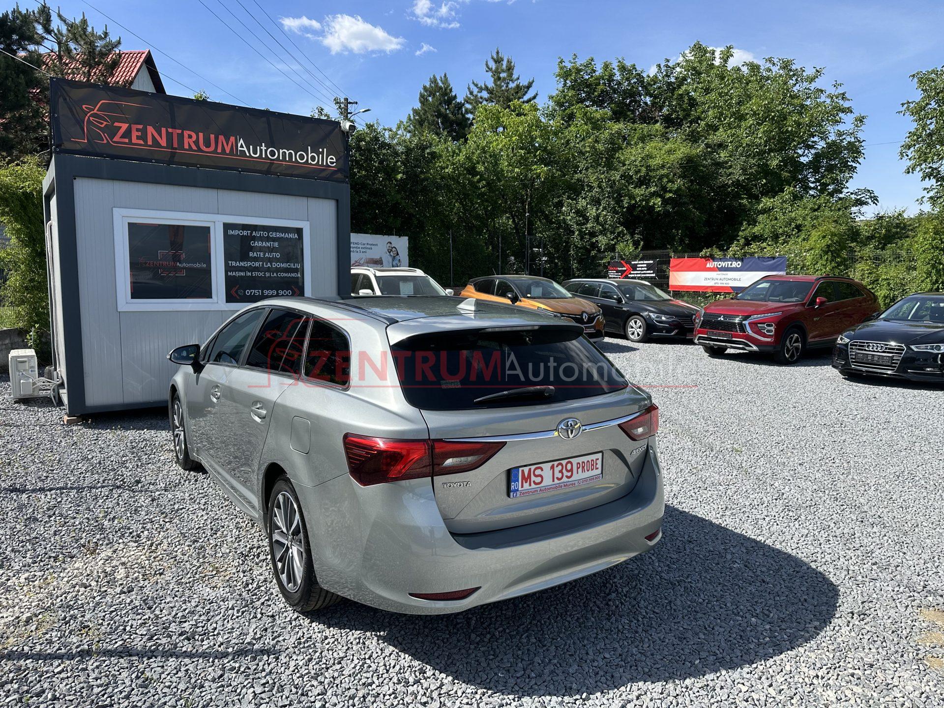 Toyota Avensis 2015