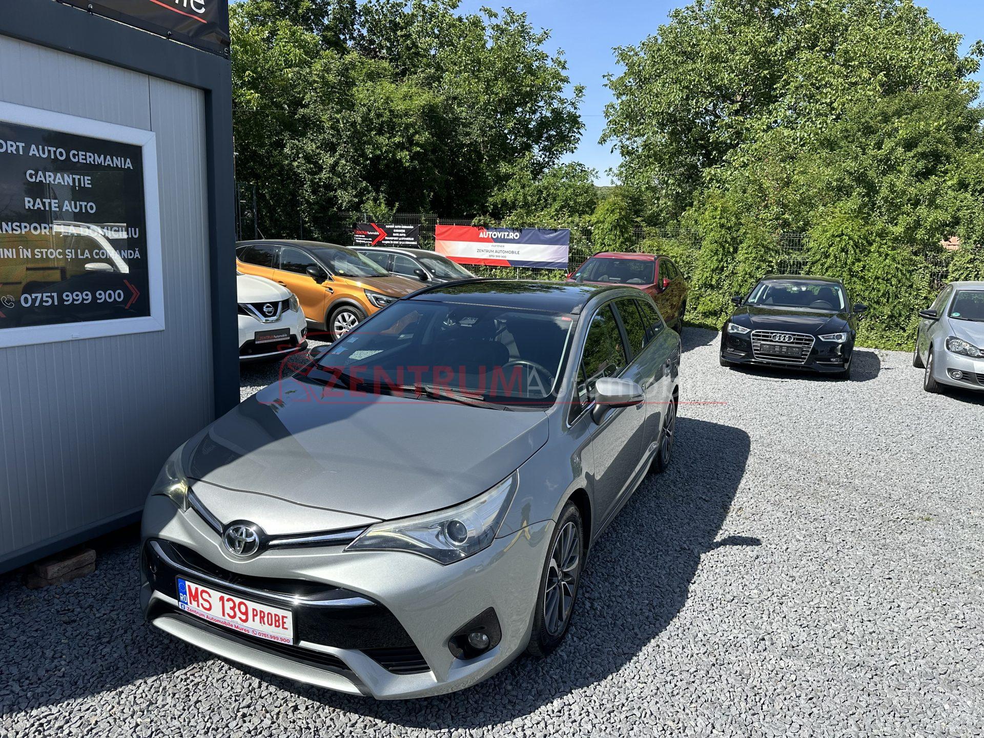 Toyota Avensis 2015