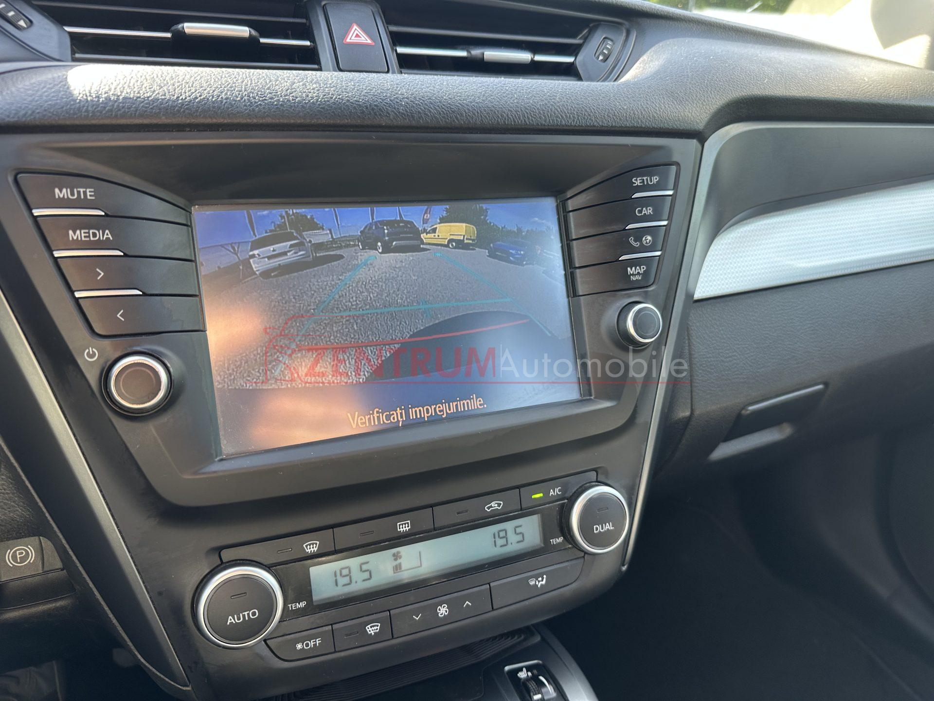 Toyota Avensis 2015