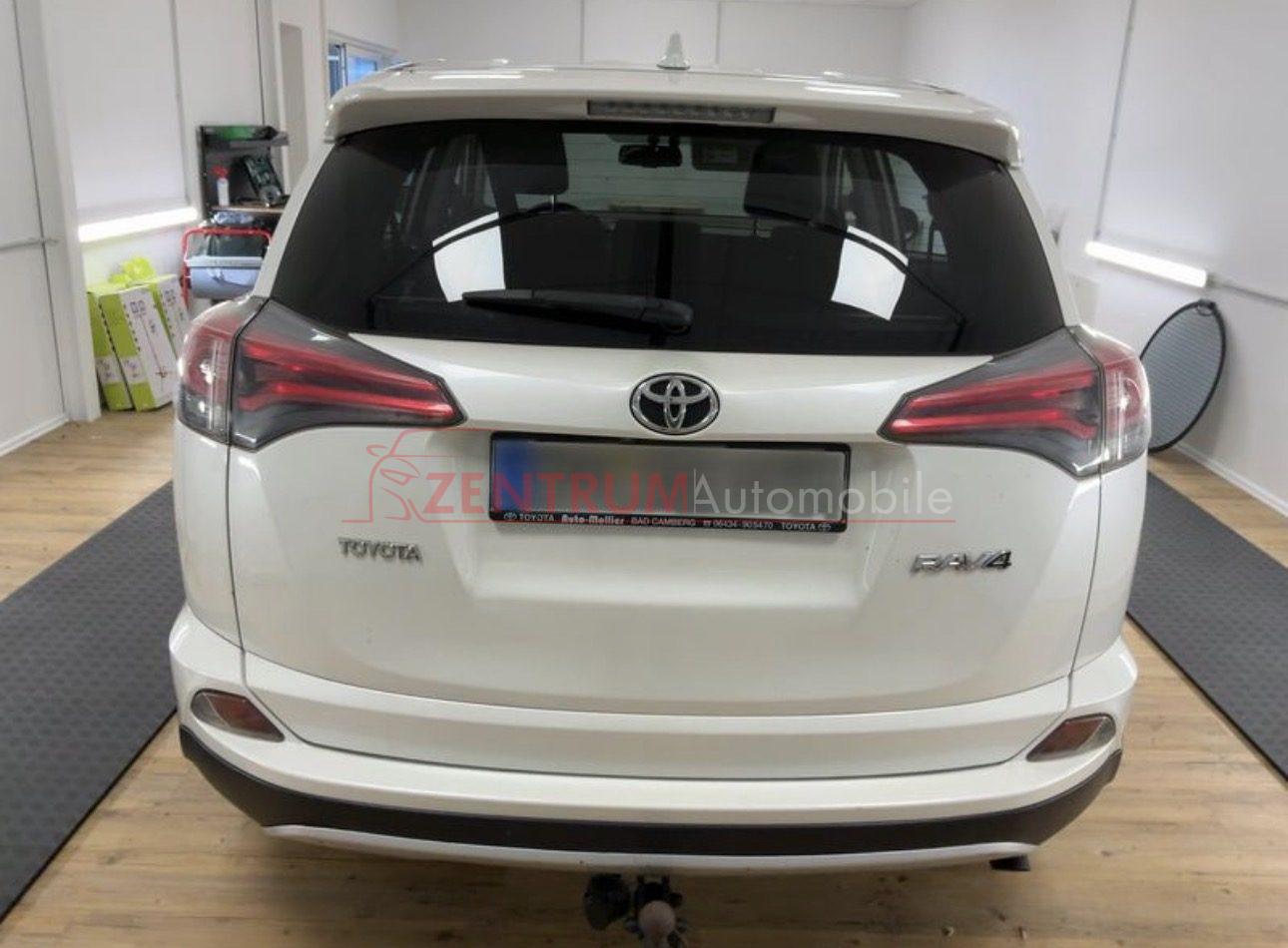 Toyota RAV4 2016
