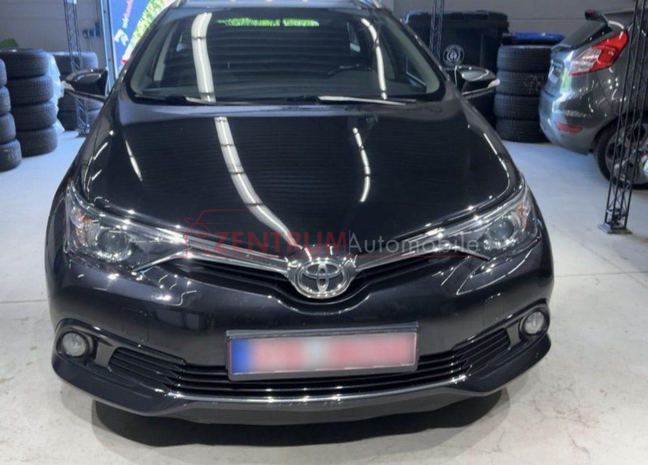 Toyota Auris 2016