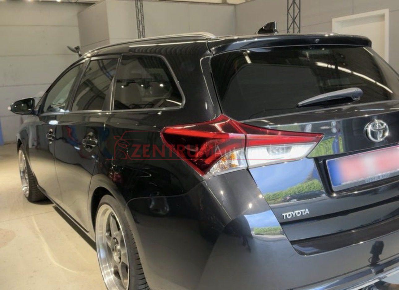 Toyota Auris 2016