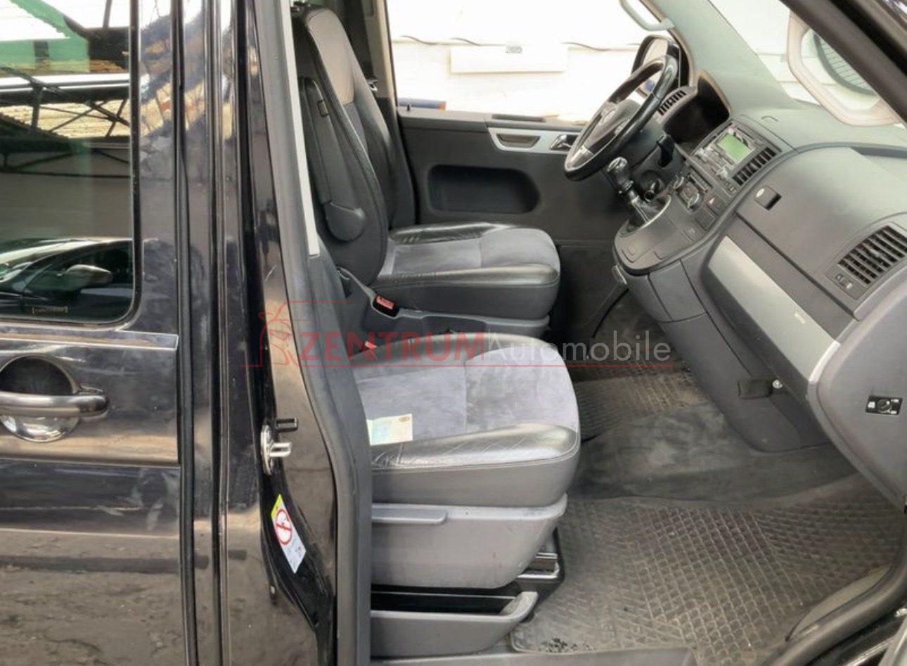 Volkswagen Multivan 2013