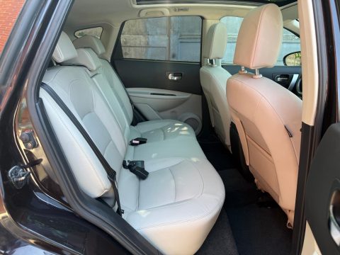 Nissan Qashqai 2011 — poza 9