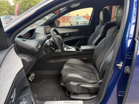Peugeot 3008 2020 — poza 15