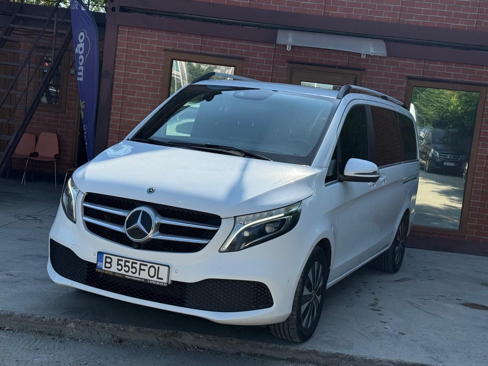 Mercedes-Benz V-Class 2020 — poza 1