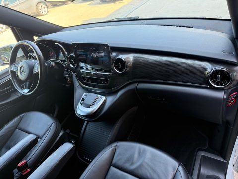 Mercedes-Benz V-Class 2020 — poza 8