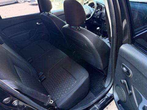 Dacia Sandero 2015 — poza 8