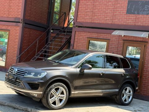 Volkswagen Touareg