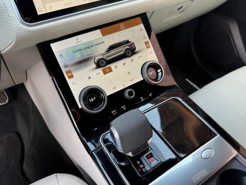 Land Rover Range Rover Velar 2023 — poza 13