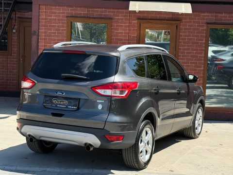 Ford Kuga 2015 — poza 3