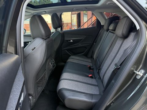 Peugeot 3008 2018 — poza 13
