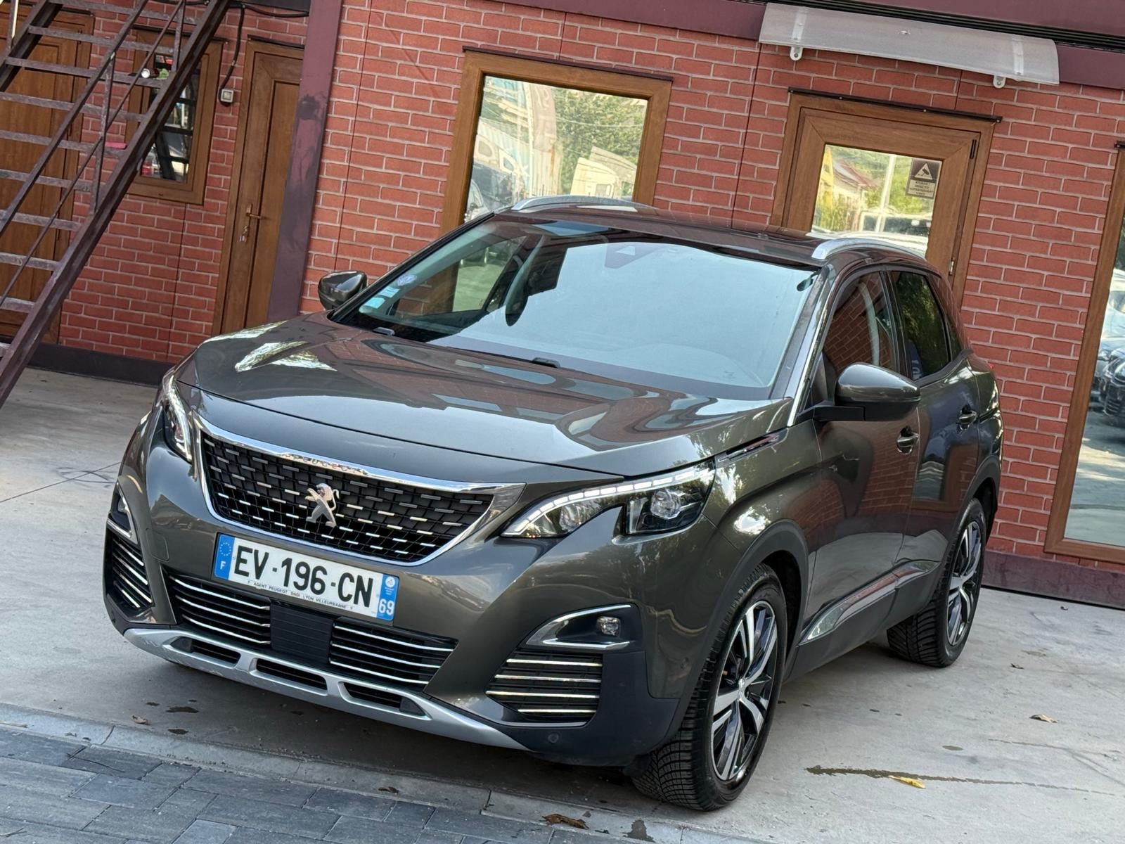 Peugeot 3008 2018 — poza 1