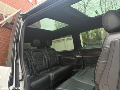 Mercedes-Benz V-Class 2022 — poza 6