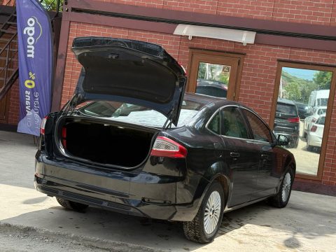 Ford Mondeo 2013 — poza 15