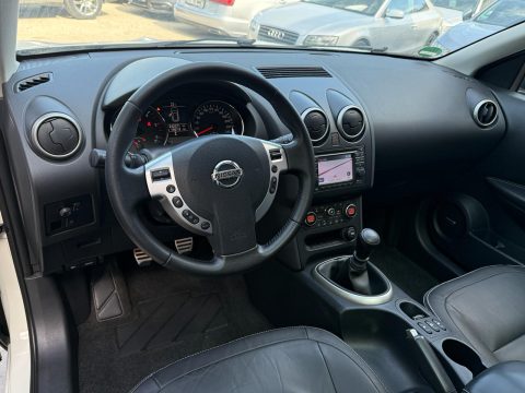 Nissan Qashqai 2011 — poza 10