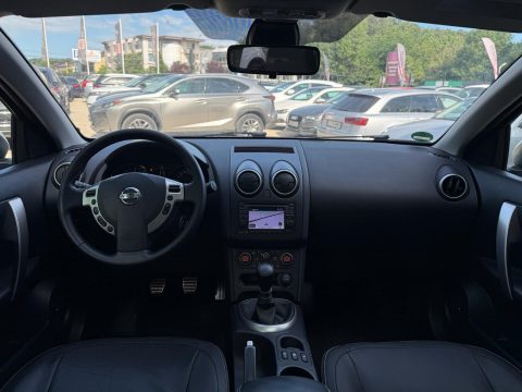 Nissan Qashqai 2011 — poza 15